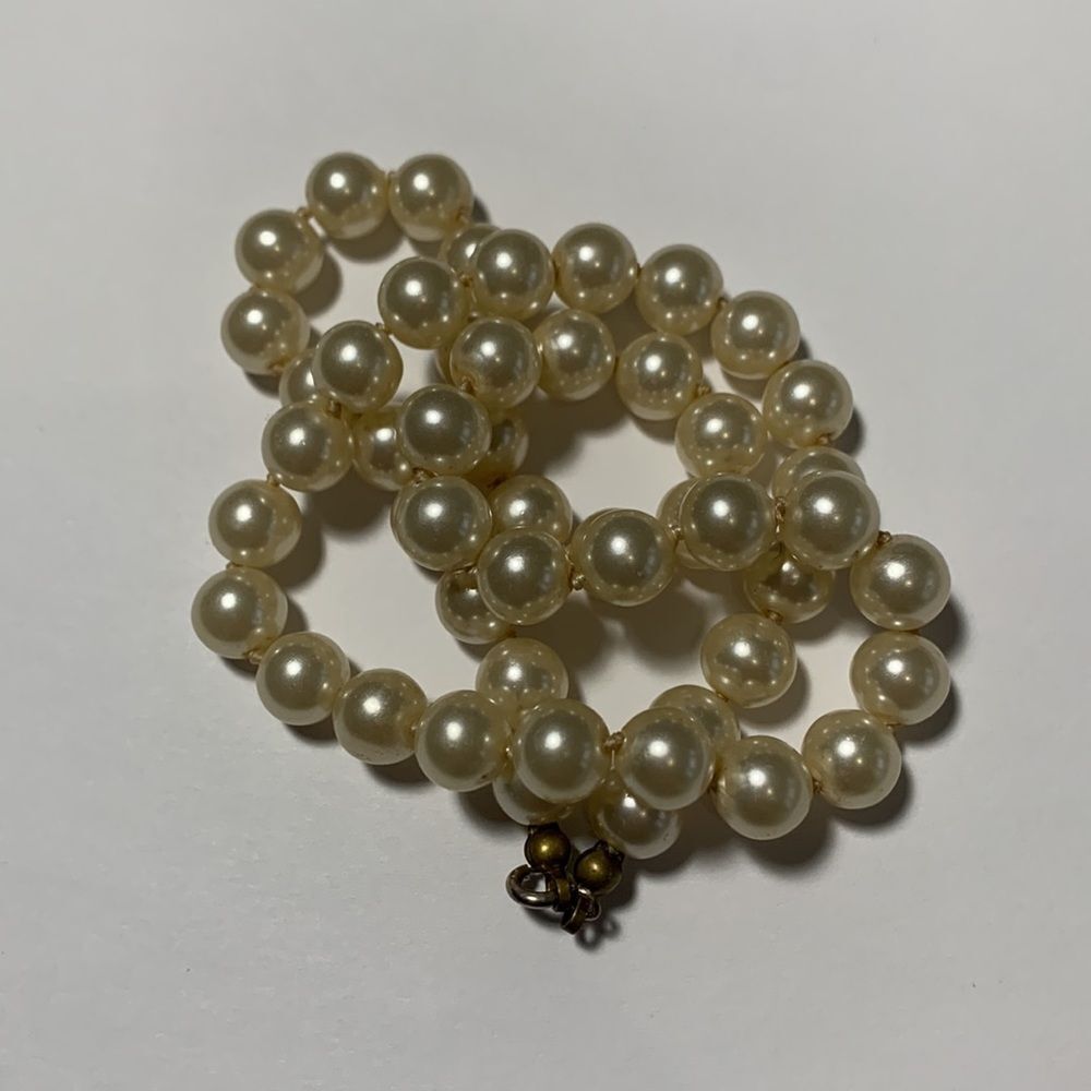 Quality Faux Pearl necklace -Vintage - Picture 4 of 6